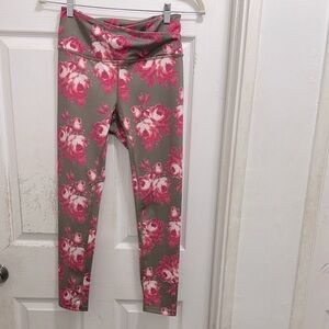Free People Movement Pink and Gray Floral Leggings NWOT